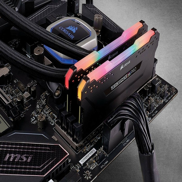 Ram Corsair Vengeance RGB Pro 16GB DDR4-3200MHz CMW16GX4M2C3200C16